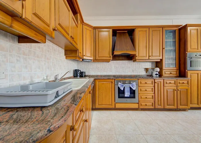 Coastal Gem With Stunning Sea Views By 360 Estates Διαμέρισμα