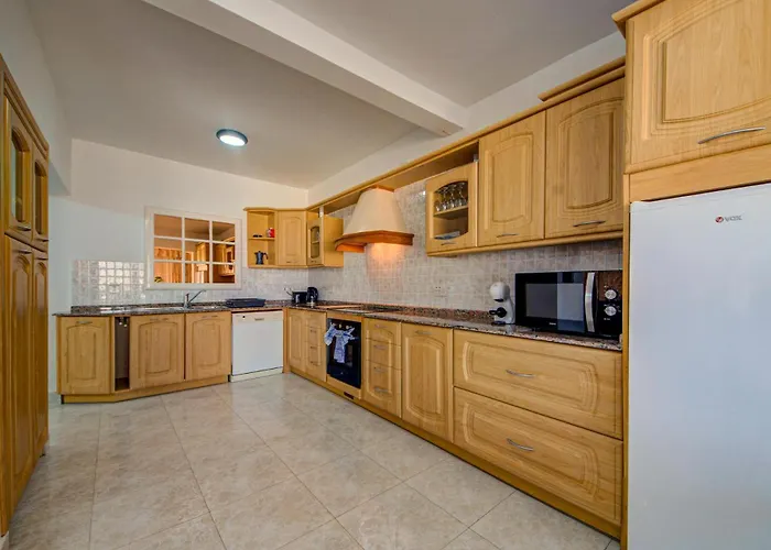 Διαμέρισμα Coastal Gem With Stunning Sea Views By 360 Estates Σεντ Πόλς Μπέι