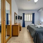 公寓 Coastal Gem With Stunning Sea Views By 360 Estates