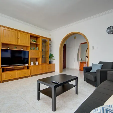 Coastal Gem With Stunning Sea Views By 360 Estates Appartement St. Paul's Bay