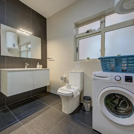 Coastal Gem With Stunning Sea Views By 360 Estates Appartement *