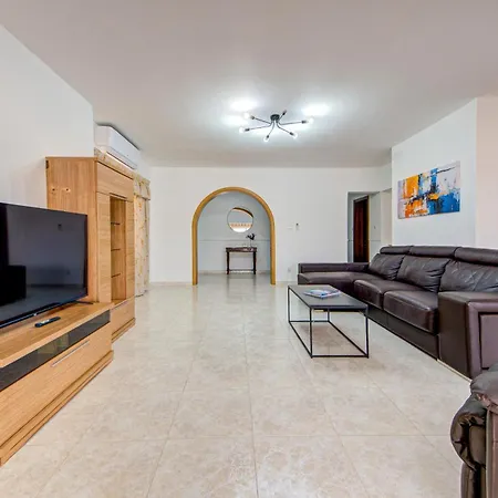 Appartement Coastal Gem With Stunning Sea Views By 360 Estates St. Paul's Bay