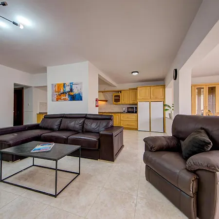 Coastal Gem With Stunning Sea Views By 360 Estates Appartement St. Paul's Bay