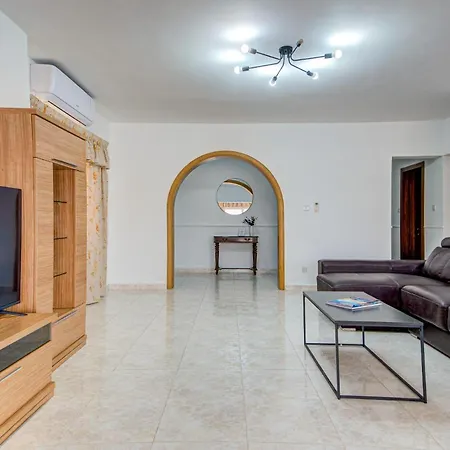 Coastal Gem With Stunning Sea Views By 360 Estates *