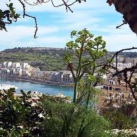 Coastal Gem With Stunning Sea Views By 360 Estates شقة
