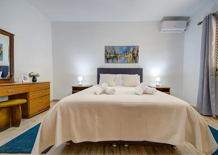 Lejlighed Coastal Gem With Stunning Sea Views By 360 Estates San Pawl il-Baħar