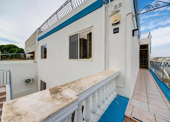 Coastal Gem With Stunning Sea Views By 360 Estates Lejlighed