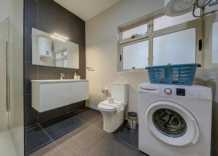 Coastal Gem With Stunning Sea Views By 360 Estates Lejlighed *