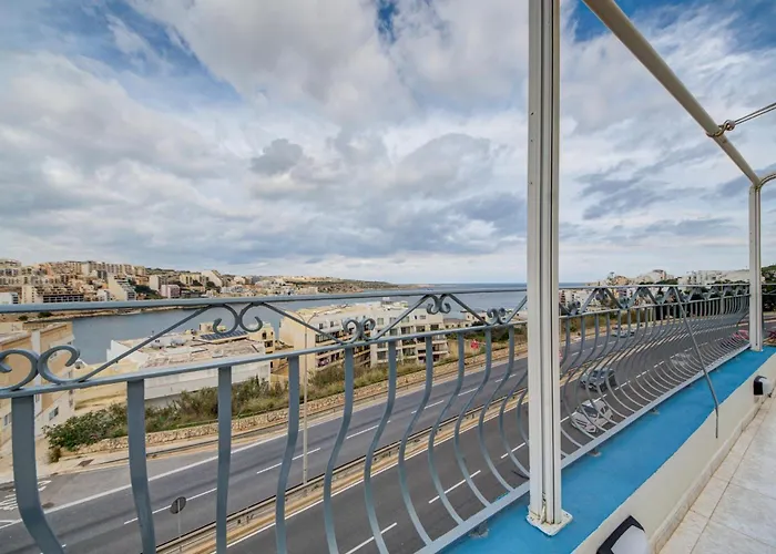 Coastal Gem With Stunning Sea Views By 360 Estates * 세인트폴스베이