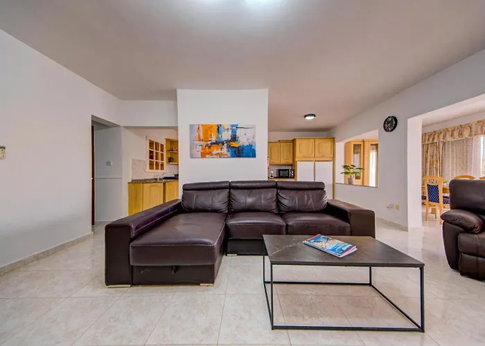 Coastal Gem With Stunning Sea Views By 360 Estates 아파트 세인트폴스베이